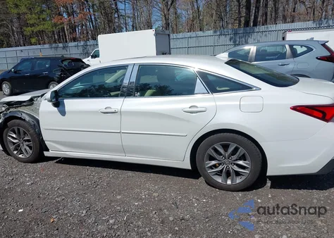 2019 Toyota Avalon Xle z USA, uszkodzony, nr VIN 4T1BZ1FB4KU037024